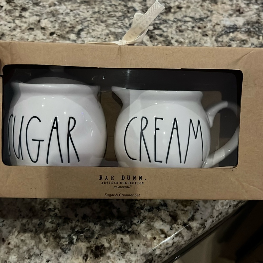 Rae Dunn Sugar & Creamer Set
New in box